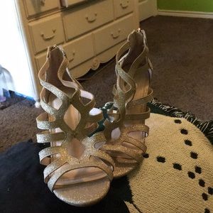 Gold sparkly heels!